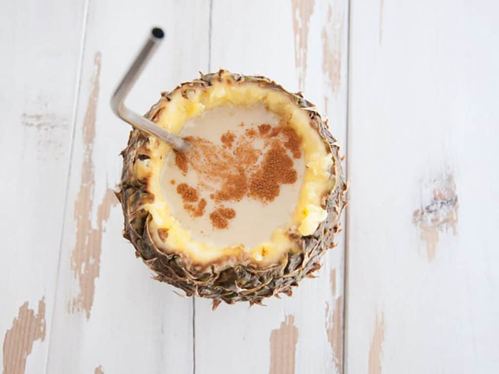 pineapple coconut cocktail