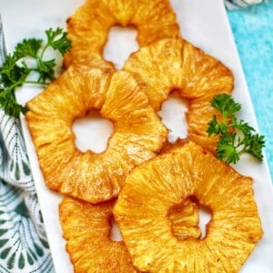 air fryer pineapple slices.