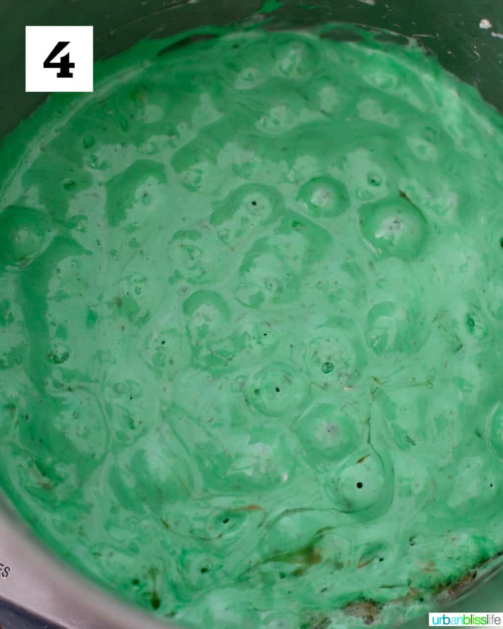 making green marshmallows