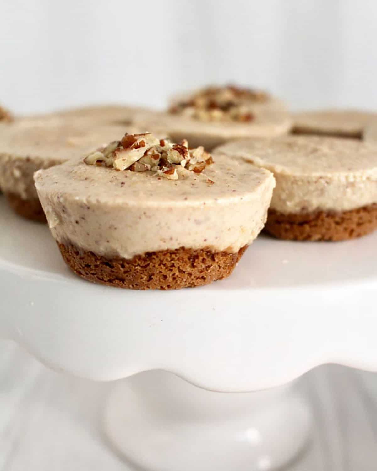 vegan nutty cheesecake bites