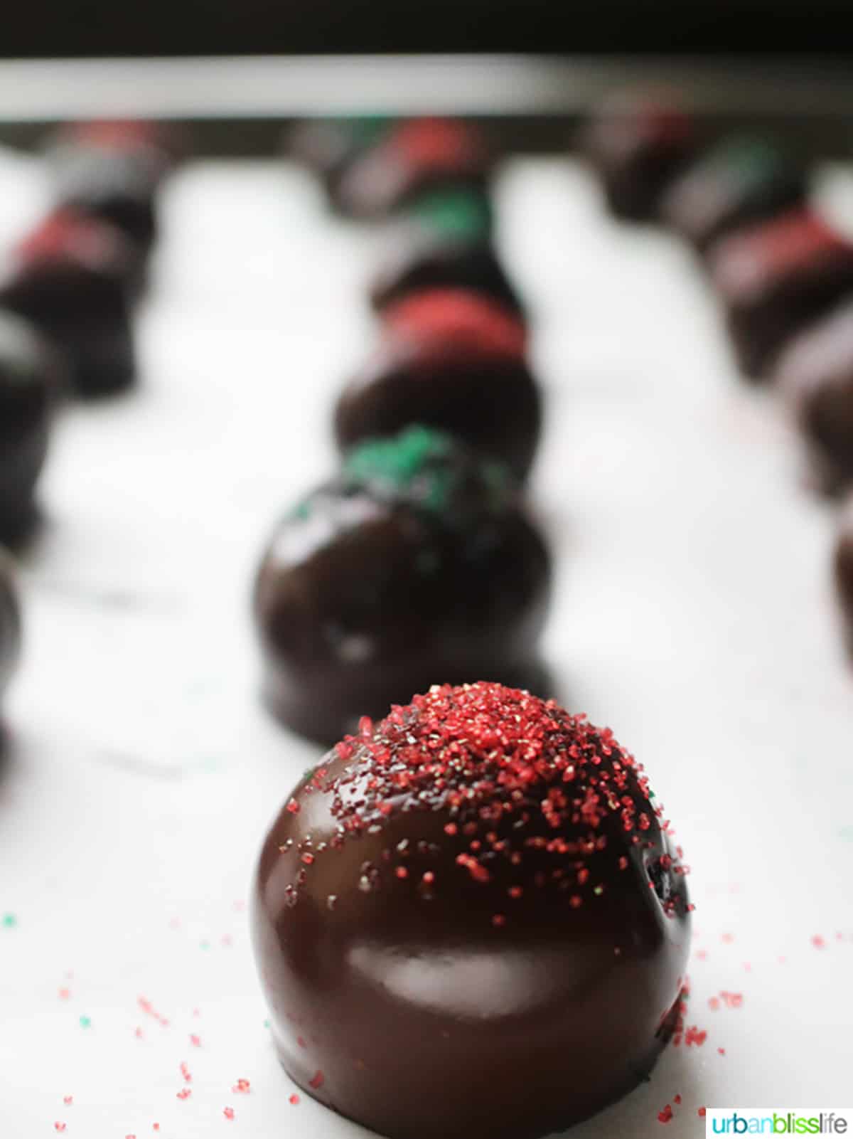 no bake oreo balls up close