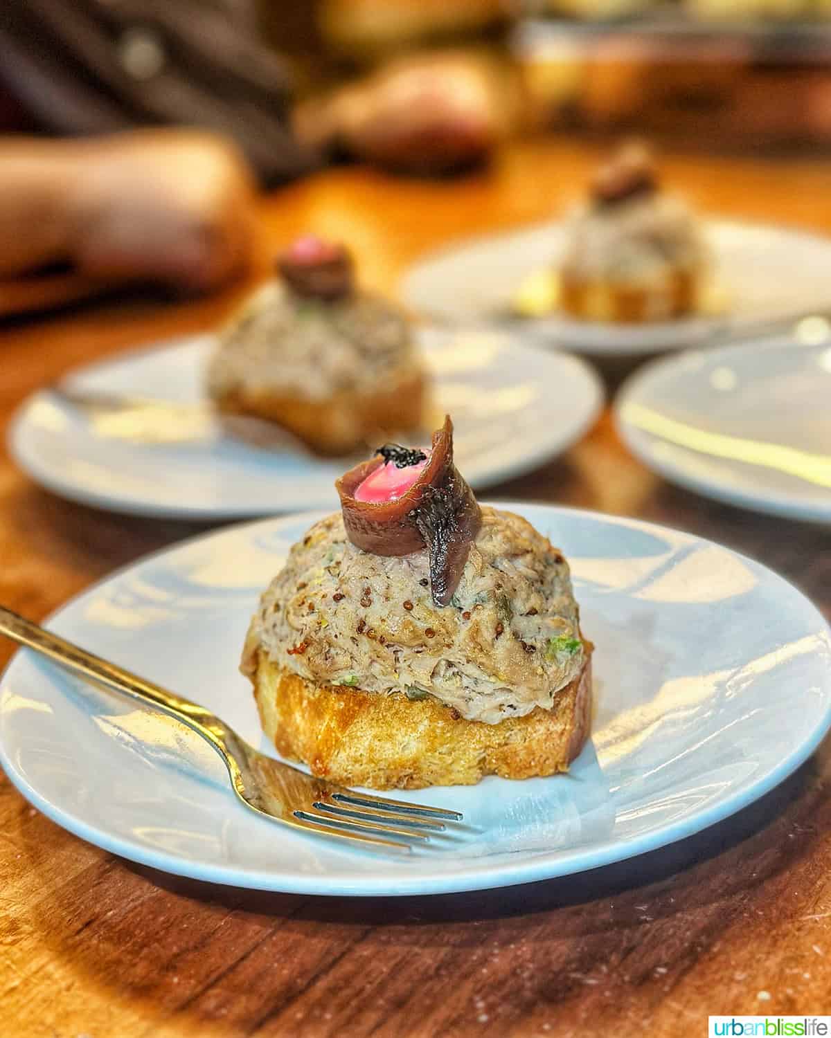 Txangurro pintxos at Toma y Daka restaurant in Bilbao, Spain.
