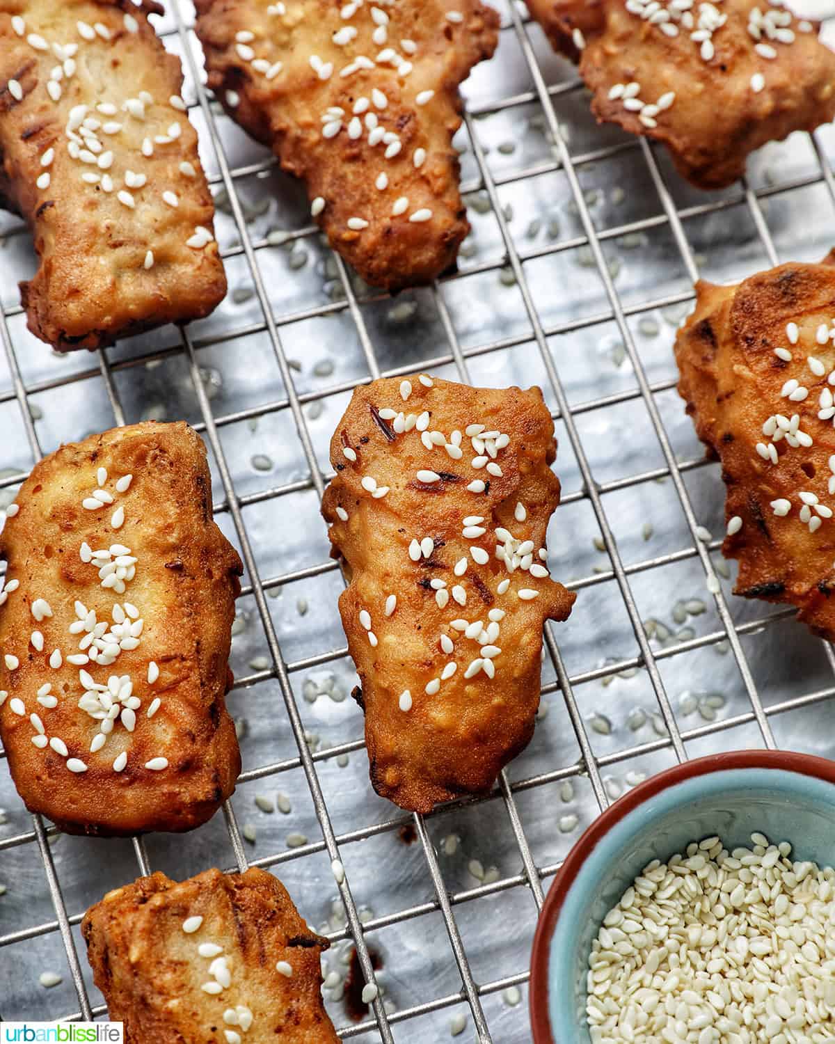 Thai fried bananas on a cooling rack.