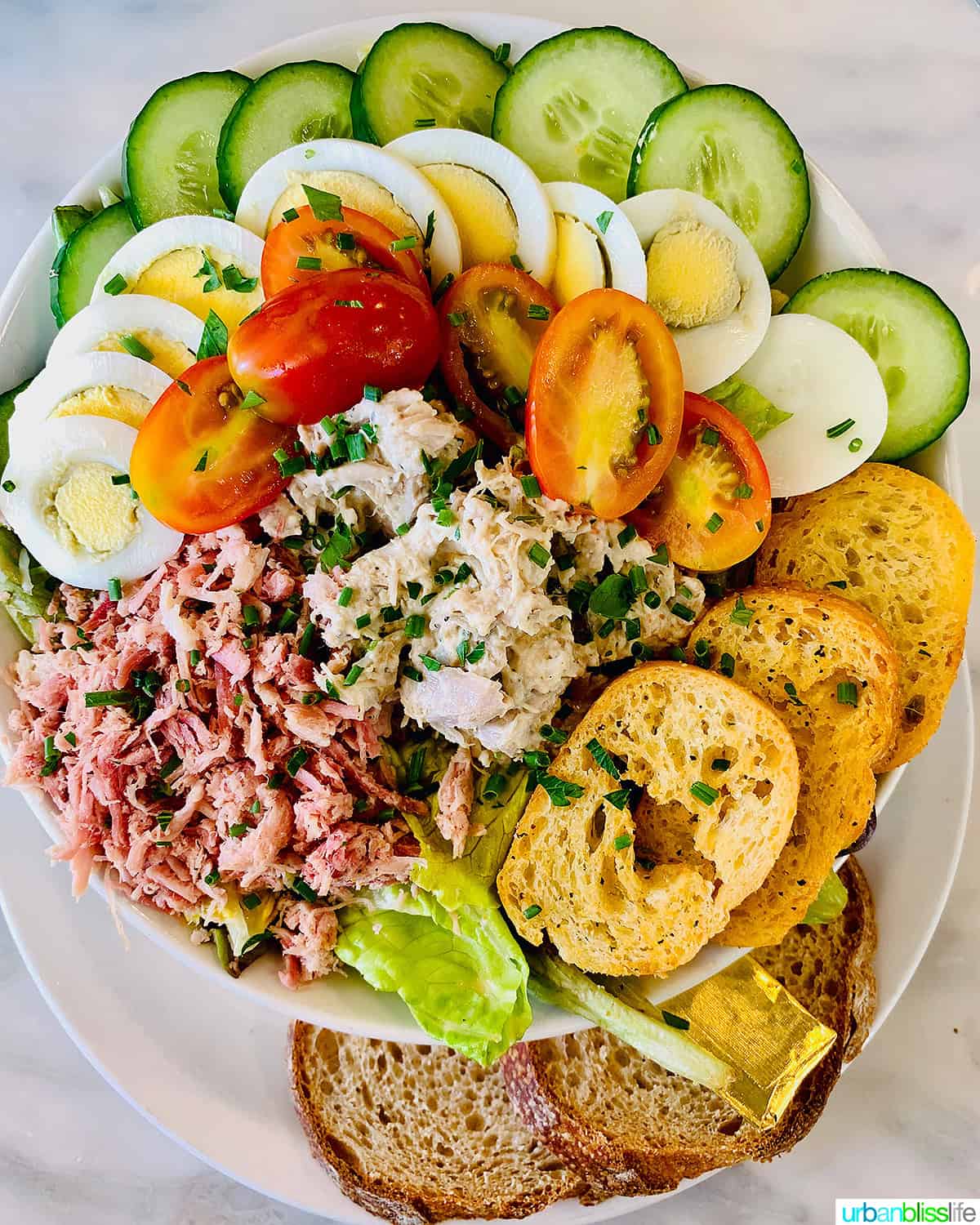 bowl of tuna nicoise.