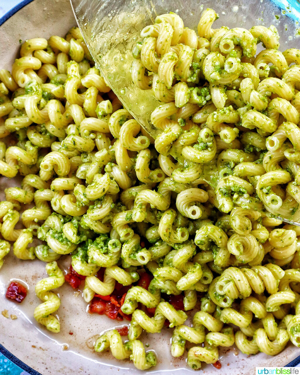 bacon pesto pasta.