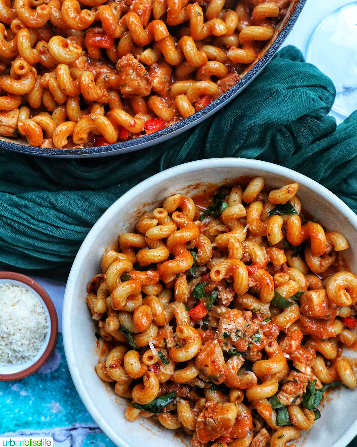 bowls of chorizo chicken pasta.